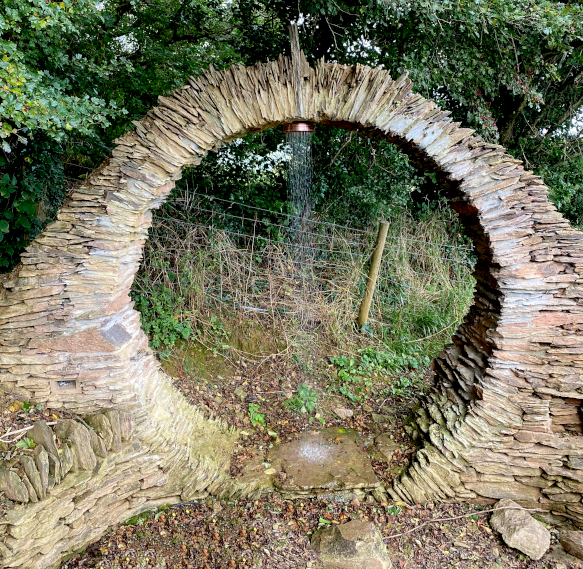 Moongate shower